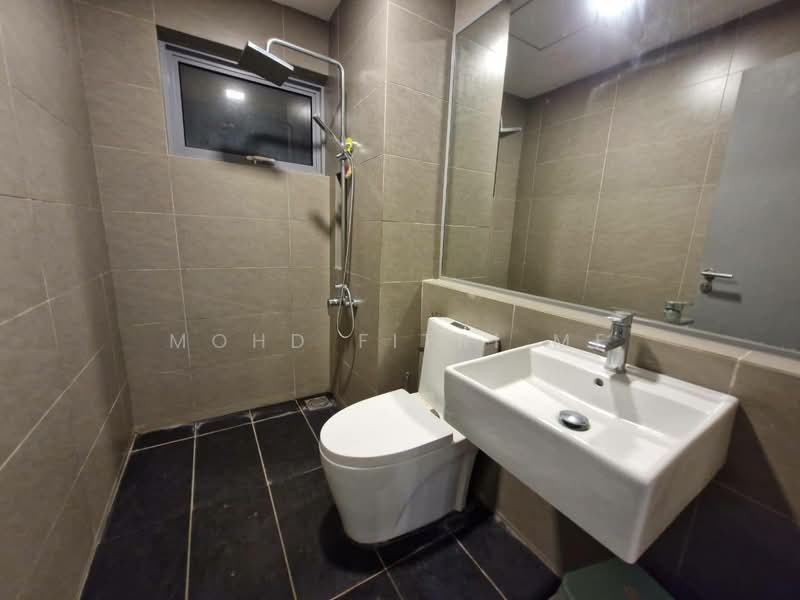 Condominium for Rent at Lakefront Residence - Mohd Fitri MF - Bathroom - PropertyGuru.com.my