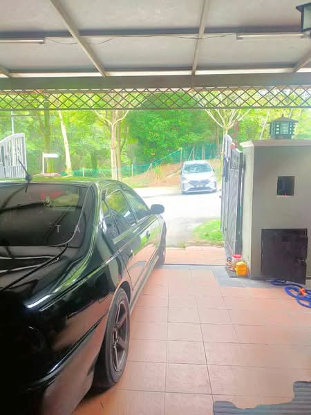 2-storey Terraced House for Sale in Bandar Putra Permai (Seri Kembangan) - Taylor Chia - Exterior - PropertyGuru.com.my