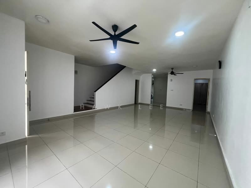 Rumah Teres untuk Dijual di Alam Damai (Cheras) - Hawk Lee - Living Room - PropertyGuru.com.my