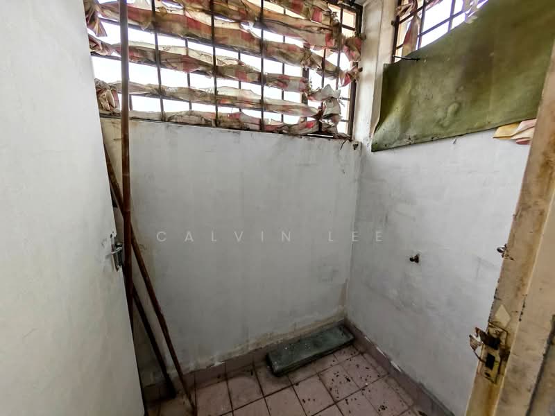 Flat for Sale at Taman Daya - Jalan Nibong 28 - Calvin Lee - PropertyGuru.com.my