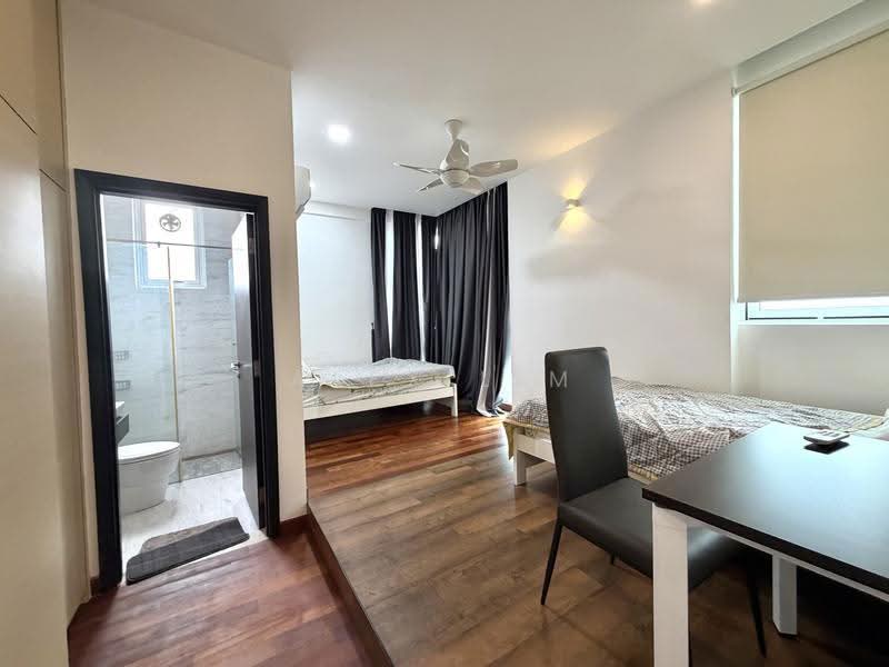 Kondominium untuk Disewa di The Cantonment - Alex Lim - Bedroom - PropertyGuru.com.my