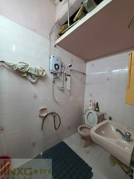 Rumah Teres 2 Tingkat untuk Dijual di Taman Gembira (Klang) - Ivy Por - Bathroom - PropertyGuru.com.my