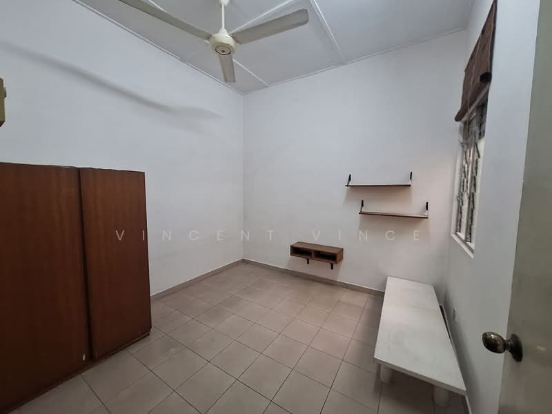 Rumah Teres 2 Tingkat untuk Disewa di Taman Bukit Belimbing (Balakong) - Vincent Vince - Bedroom - PropertyGuru.com.my