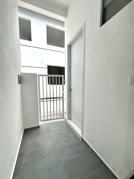 2-storey Terraced House for Sale in Bachang (Melaka) - Kellyn Foo - Entrance - PropertyGuru.com.my