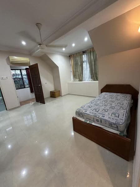 Bungalow House untuk Dijual di Taman Bukit Kaya (Seremban) - Ding Jodie - Bedroom - PropertyGuru.com.my