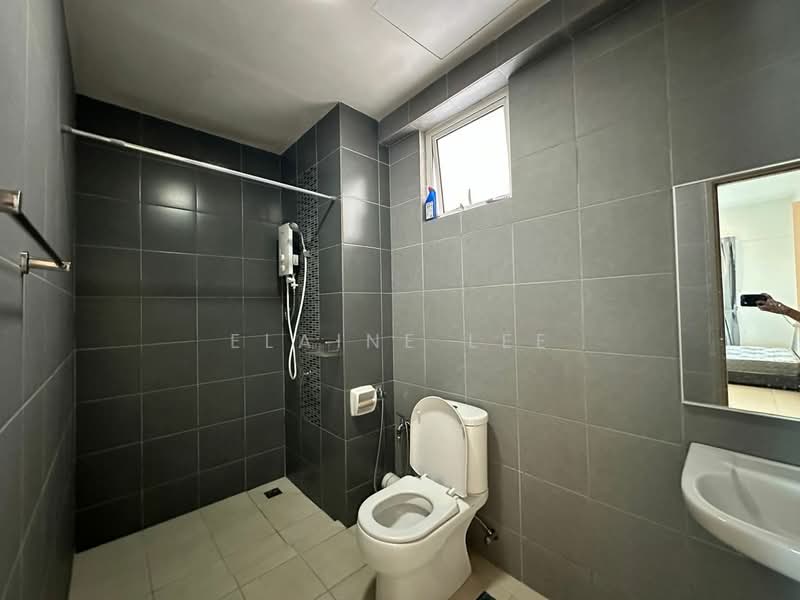 Condominium for Rent at Solaria Residences - Elaine Lee - Bathroom - PropertyGuru.com.my