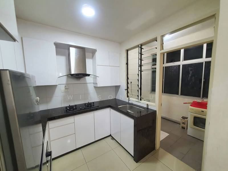 Condominium for Sale at Fairway Suites - Wilson Ku - Kitchen - PropertyGuru.com.my