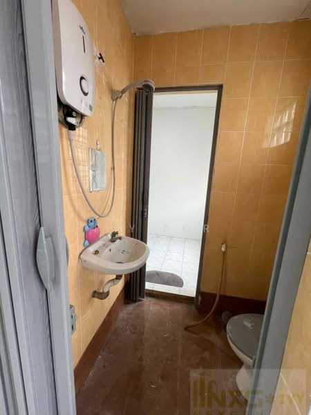 2-storey Terraced House for Rent in Bandar Bukit Tinggi (Klang) - Ivy Por - Bathroom - PropertyGuru.com.my