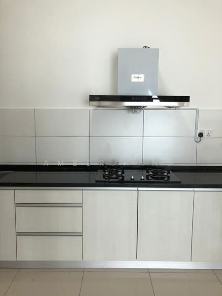 Kondominium untuk Disewa di Marinox Sky Villas - Amber Hang - Kitchen - PropertyGuru.com.my