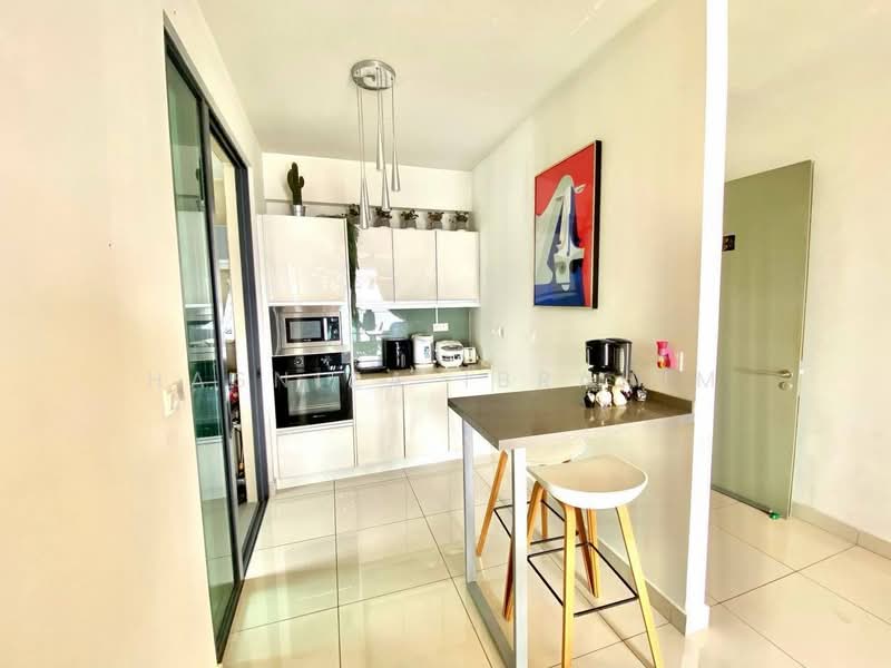 Servis Apartment untuk Disewa di LakePark Residence @ KL North - Hasniza Ibrahim - Kitchen - PropertyGuru.com.my