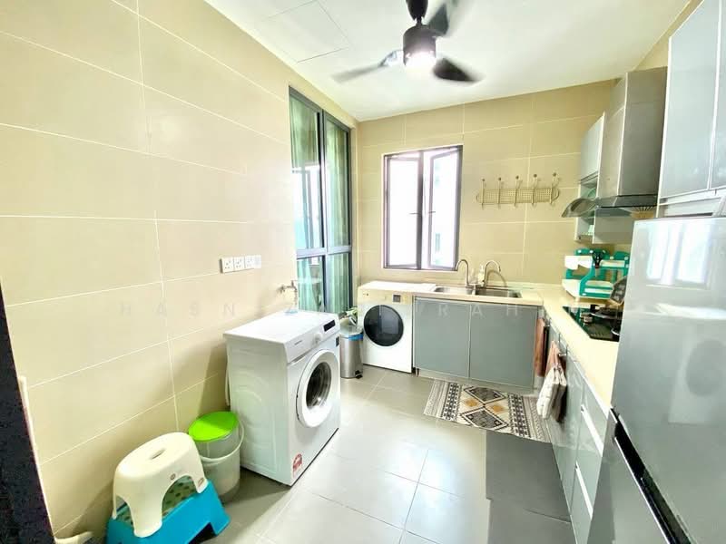 Servis Apartment untuk Disewa di LakePark Residence @ KL North - Hasniza Ibrahim - Kitchen - PropertyGuru.com.my