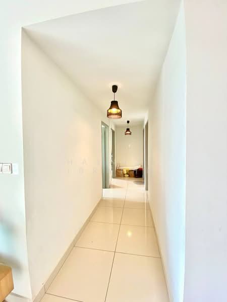 Servis Apartment untuk Disewa di LakePark Residence @ KL North - Hasniza Ibrahim - Corridor - PropertyGuru.com.my
