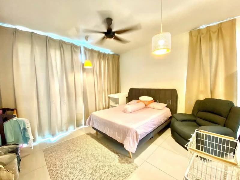 Servis Apartment untuk Disewa di LakePark Residence @ KL North - Hasniza Ibrahim - Bedroom - PropertyGuru.com.my
