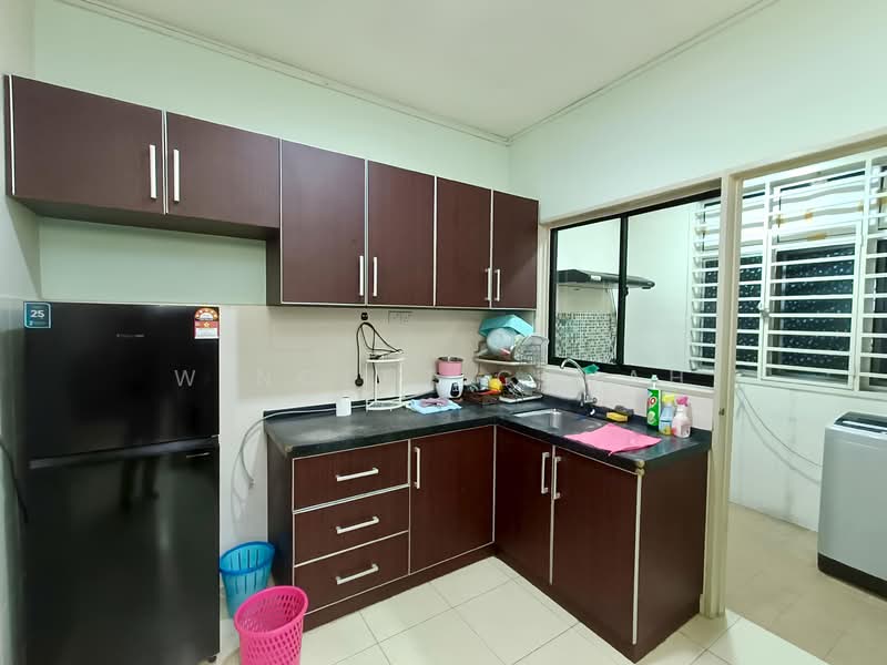 Condominium for Sale at Platinum Lake PV 12 - Wincent Chuah - Kitchen - PropertyGuru.com.my