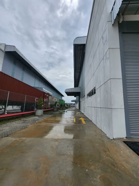 Detached Factory for Rent in Puncak Alam (Selangor) - Chow Kok Toong - Exterior - PropertyGuru.com.my