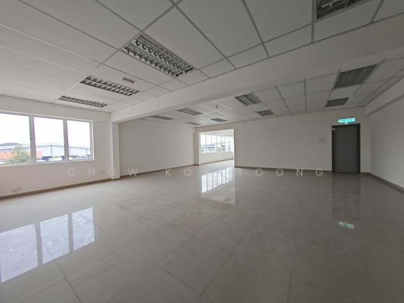 Detached Factory for Rent in Puncak Alam (Selangor) - Chow Kok Toong - Interior- Office Level 1 - PropertyGuru.com.my
