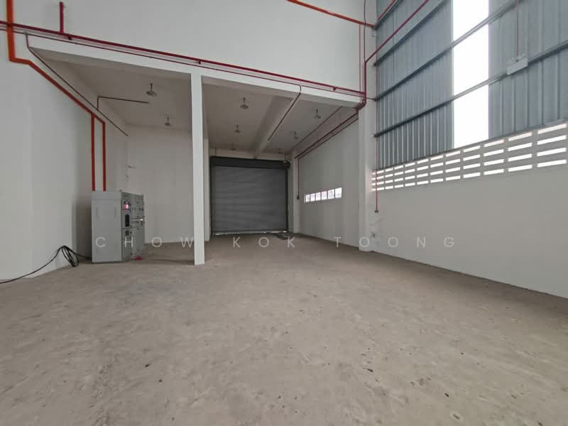 Detached Factory for Rent in Puncak Alam (Selangor) - Chow Kok Toong - Interior - PropertyGuru.com.my