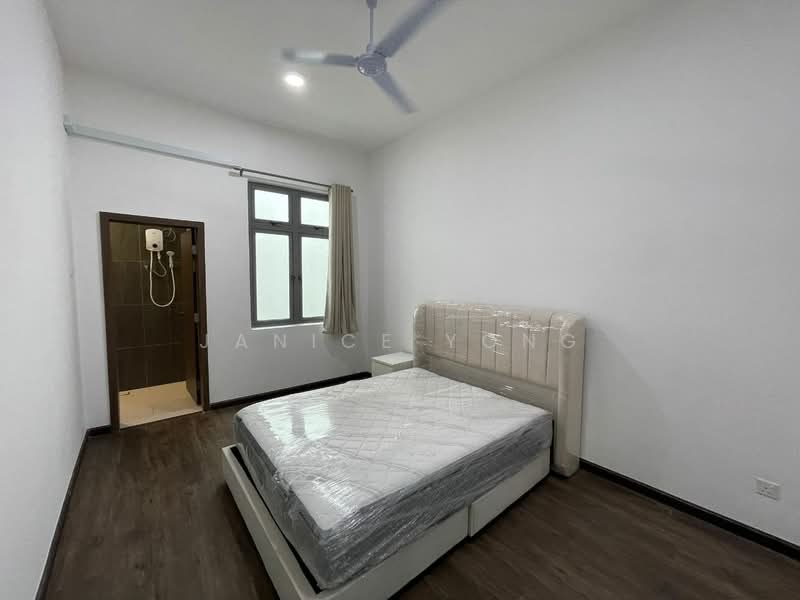 Cluster House for Rent in Taman Bukit Skudai (Skudai) - Janice Yong - Bedroom - PropertyGuru.com.my