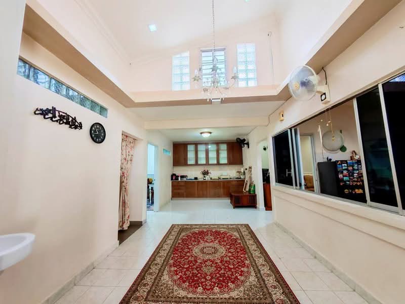 1-storey Terraced House for Sale in Ampang (Selangor) - Hani Hamzah - Living Room - PropertyGuru.com.my