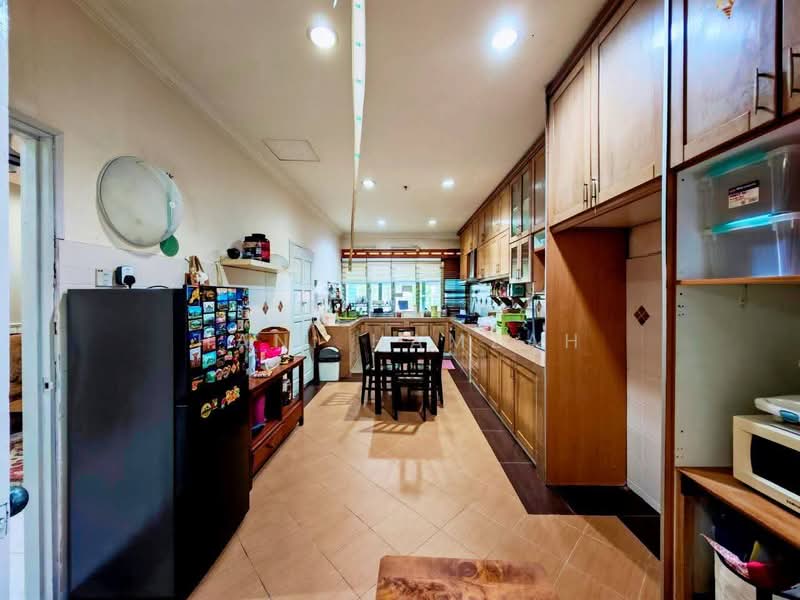 1-storey Terraced House for Sale in Ampang (Selangor) - Hani Hamzah - Kitchen - PropertyGuru.com.my