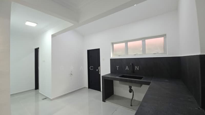 Rumah Teres 2 Tingkat untuk Dijual di Bandar Sungai Long (Selangor) - Grace Tan - Kitchen - PropertyGuru.com.my