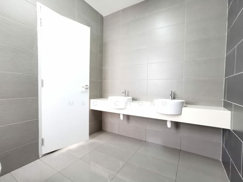 Semi-Detached House for Rent in Tropicana Heights (Kajang) - Mac Chong - Bathroom - PropertyGuru.com.my