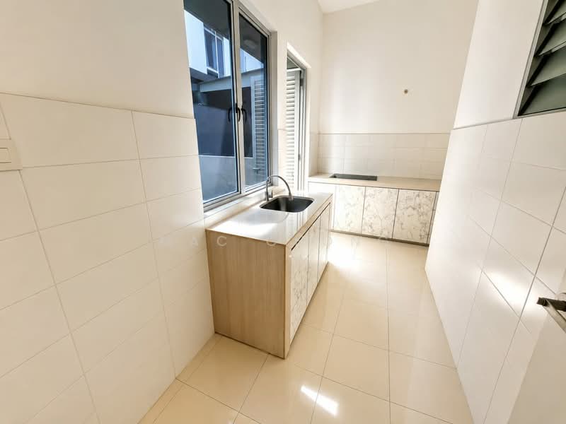 Rumah Berkembar untuk Disewa di Tropicana Heights (Kajang) - Mac Chong - Kitchen - PropertyGuru.com.my
