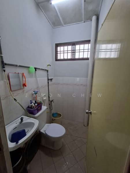 Rumah Teres 1 Tingkat untuk Dijual di Pasir Gudang (Johor) - Jason Chew - Bathroom - PropertyGuru.com.my