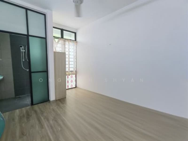 2-storey Terraced House for Sale in Bandar Seri Alam (Masai) - Ong Lih Shyan - Interior - PropertyGuru.com.my