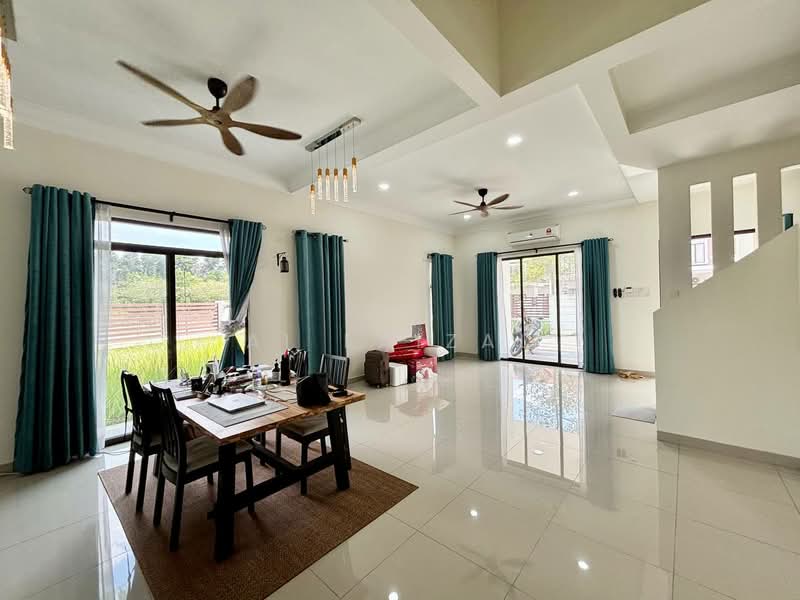 2-storey Terraced House for Sale in Alam Impian (Shah Alam) - Ai Faizal - Living Room - PropertyGuru.com.my