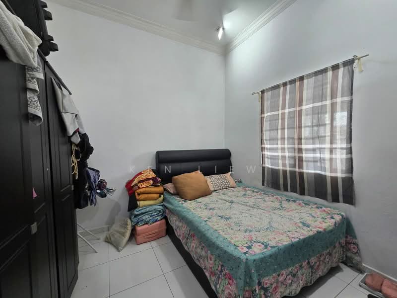 1-storey Terraced House for Sale in Senai (Johor) - Ken Liew - Bedroom - PropertyGuru.com.my