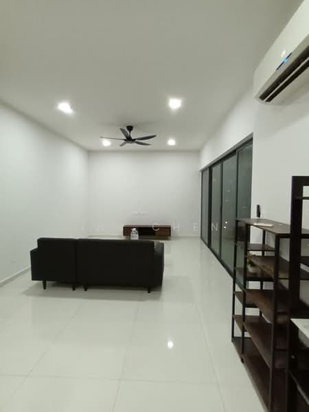 Service Residence for Sale at Country Garden Central Park - Ian Chen - PropertyGuru.com.my