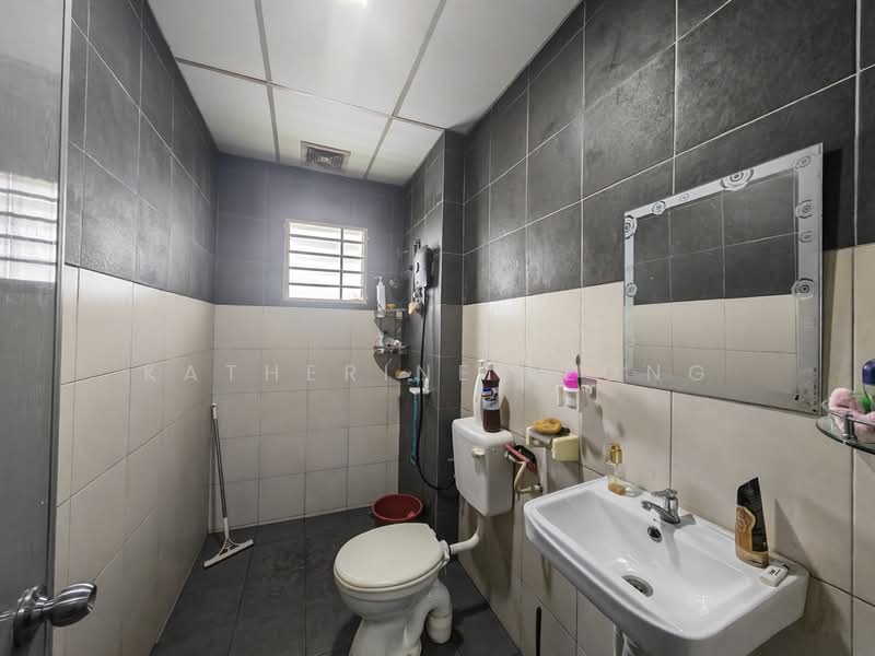 Apartment for Sale at Danau Ria - Katherine Leong - Bathroom - PropertyGuru.com.my
