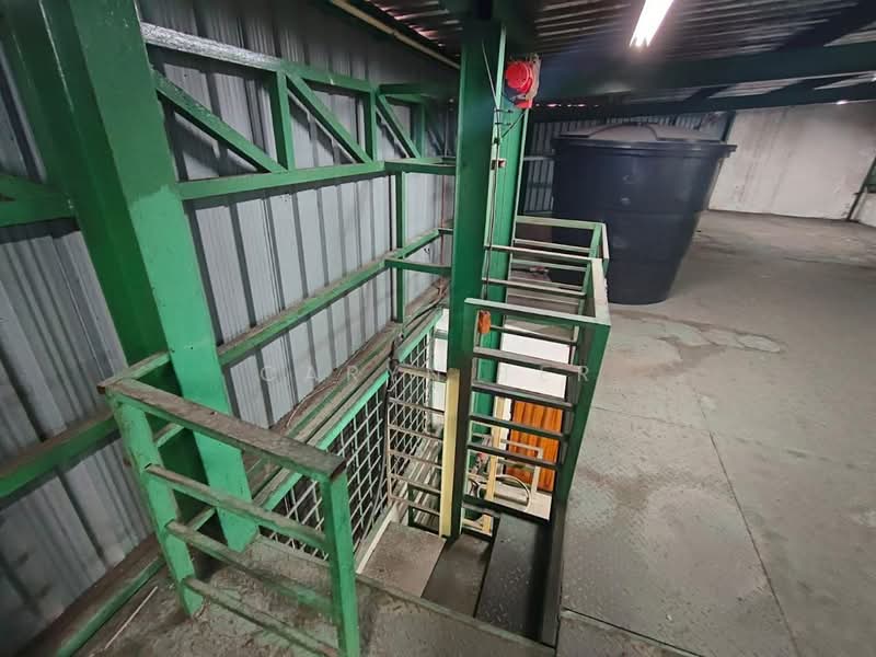 Terrace Factory for Sale in Taman Putri Kulai (Kulai) - Caryn Ter - Interior - PropertyGuru.com.my