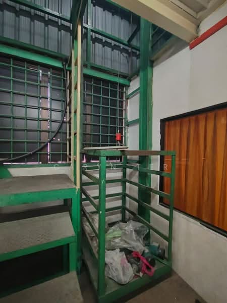 Terrace Factory for Sale in Taman Putri Kulai (Kulai) - Caryn Ter - Interior - PropertyGuru.com.my