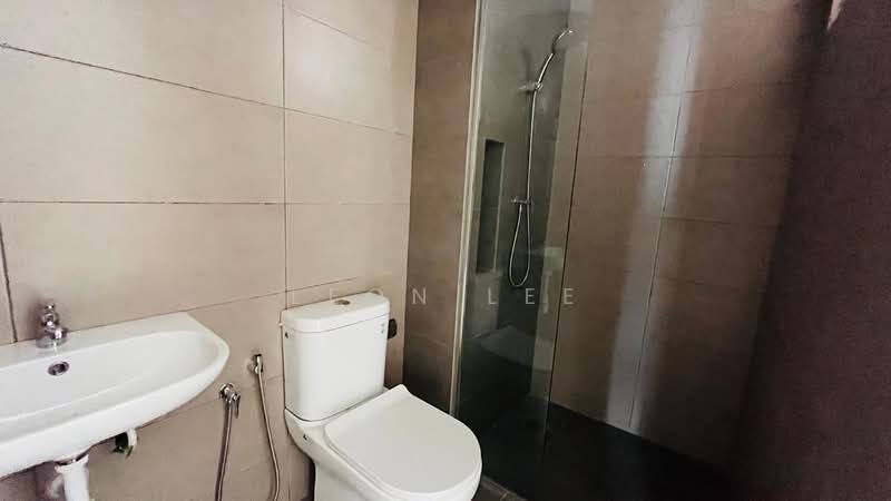 Condominium for Sale at d'Brightton - Leon Lee - Bathroom - PropertyGuru.com.my