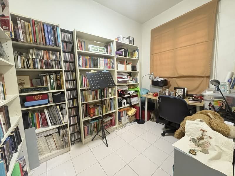 Terraced House for Sale in Bukit Jelutong (Shah Alam) - Sue Arifin - Study - PropertyGuru.com.my