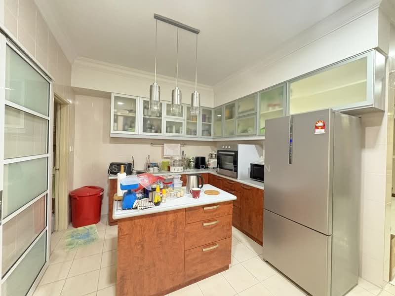 Terraced House for Sale in Bukit Jelutong (Shah Alam) - Sue Arifin - Kitchen - PropertyGuru.com.my