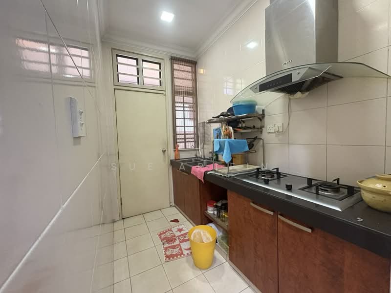 Terraced House for Sale in Bukit Jelutong (Shah Alam) - Sue Arifin - Kitchen - PropertyGuru.com.my