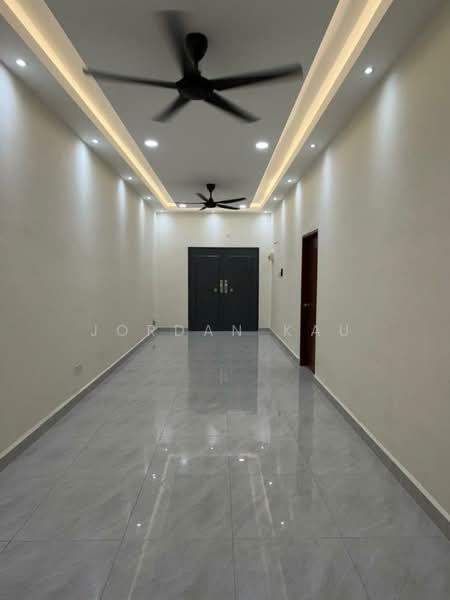 Rumah Teres 1 Tingkat untuk Dijual di Taman Bestari Indah (Ulu Tiram) - Jordan Kau - Interior - PropertyGuru.com.my