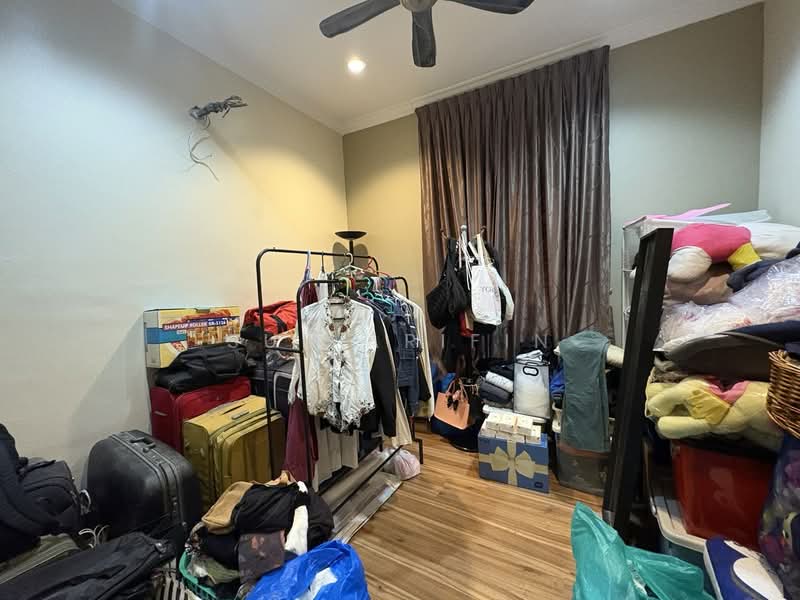 Bungalow for Sale in Taman Puncak Perdana (Shah Alam) - Sue Arifin - Bedroom - PropertyGuru.com.my