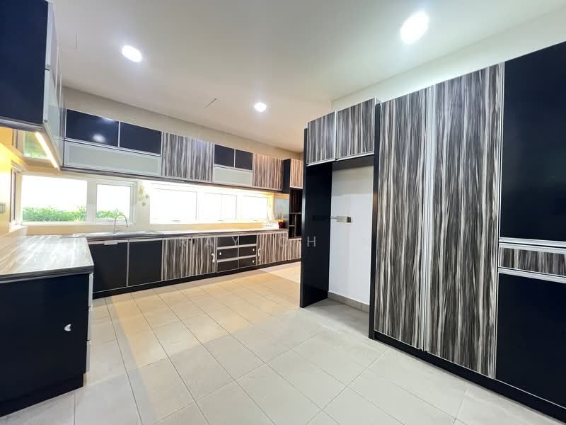 Semi-Detached House for Sale in Taman Damai Utama (Bandar Kinrara) - Ray Chan - Kitchen - PropertyGuru.com.my