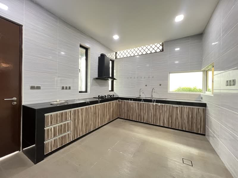 Semi-Detached House for Sale in Taman Damai Utama (Bandar Kinrara) - Ray Chan - Kitchen - PropertyGuru.com.my