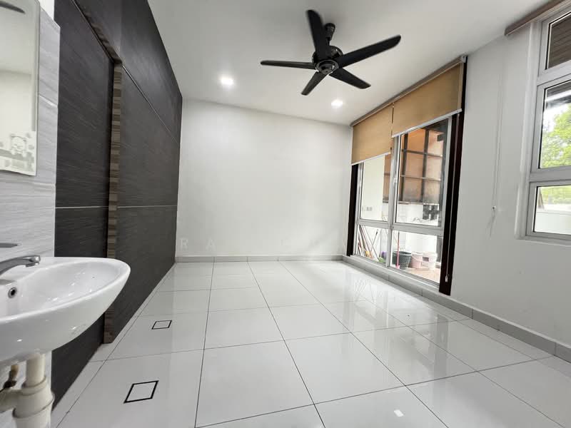 Semi-Detached House for Sale in Taman Damai Utama (Bandar Kinrara) - Ray Chan - Interior - PropertyGuru.com.my