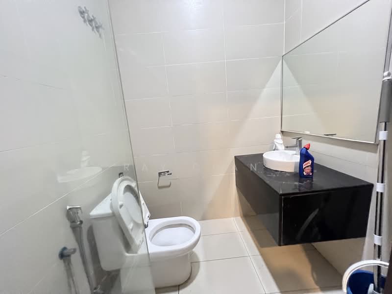 Semi-Detached House for Sale in Taman Damai Utama (Bandar Kinrara) - Ray Chan - Bathroom - PropertyGuru.com.my