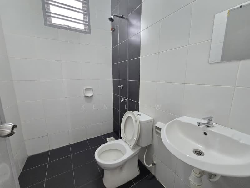 1-storey Terraced House for Rent in Kulai (Johor) - Ken Liew - Bathroom - PropertyGuru.com.my