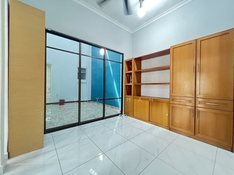 For Rent - Bandar Kinrara