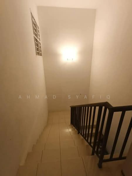 2-storey Terraced House for Sale in Telok Panglima Garang (Selangor) - Ahmad Syafiq - Interior - PropertyGuru.com.my