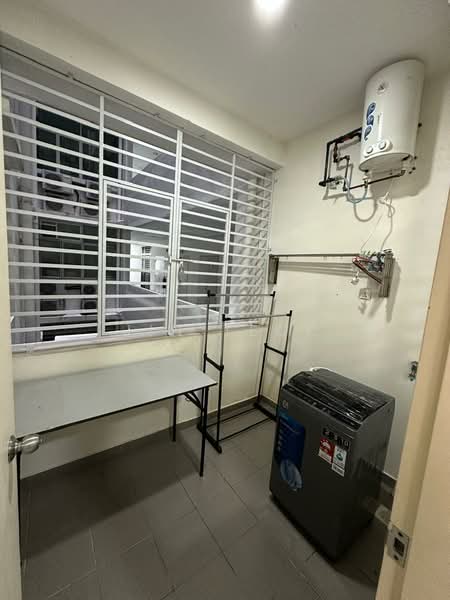 Condominium for Rent at Fairway Suites - Jin Teok - Balcony - PropertyGuru.com.my