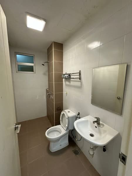 Condominium for Rent at Fairway Suites - Jin Teok - Bathroom - PropertyGuru.com.my